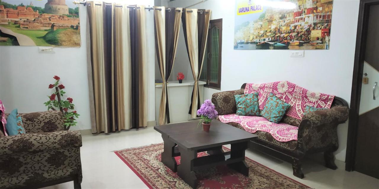 Varuna Palace-Fully Vaccinated Staff Varanasi Exterior photo